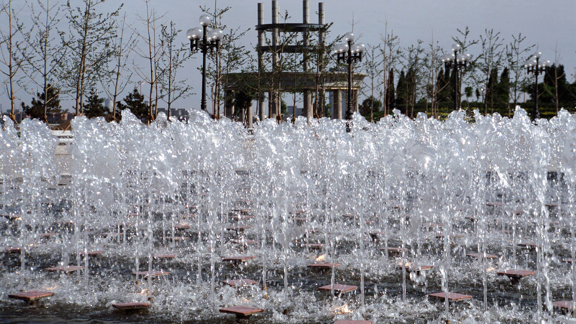 Binhai Plaza, photograph 3 of 4