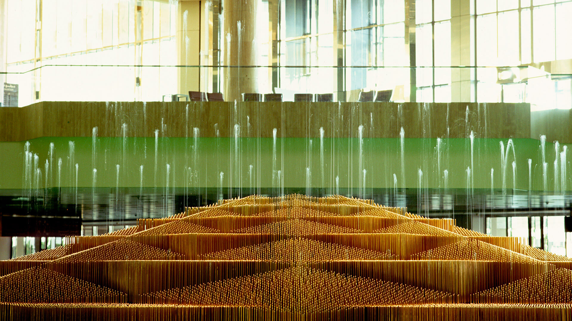 King Fahd International Airport, photograph 2 of 2