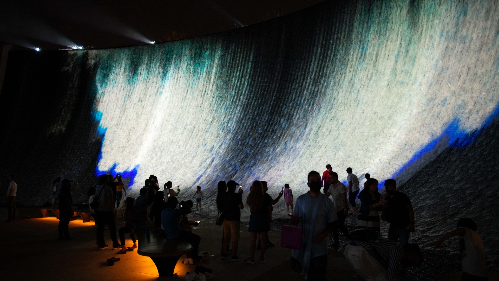 EXPO 2020 Dubai Water Feature: Surreal, photograph 4 of 17