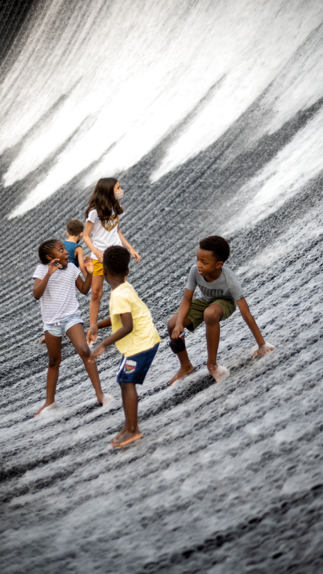 EXPO 2020 Dubai Water Feature: Surreal, photograph 5 of 17