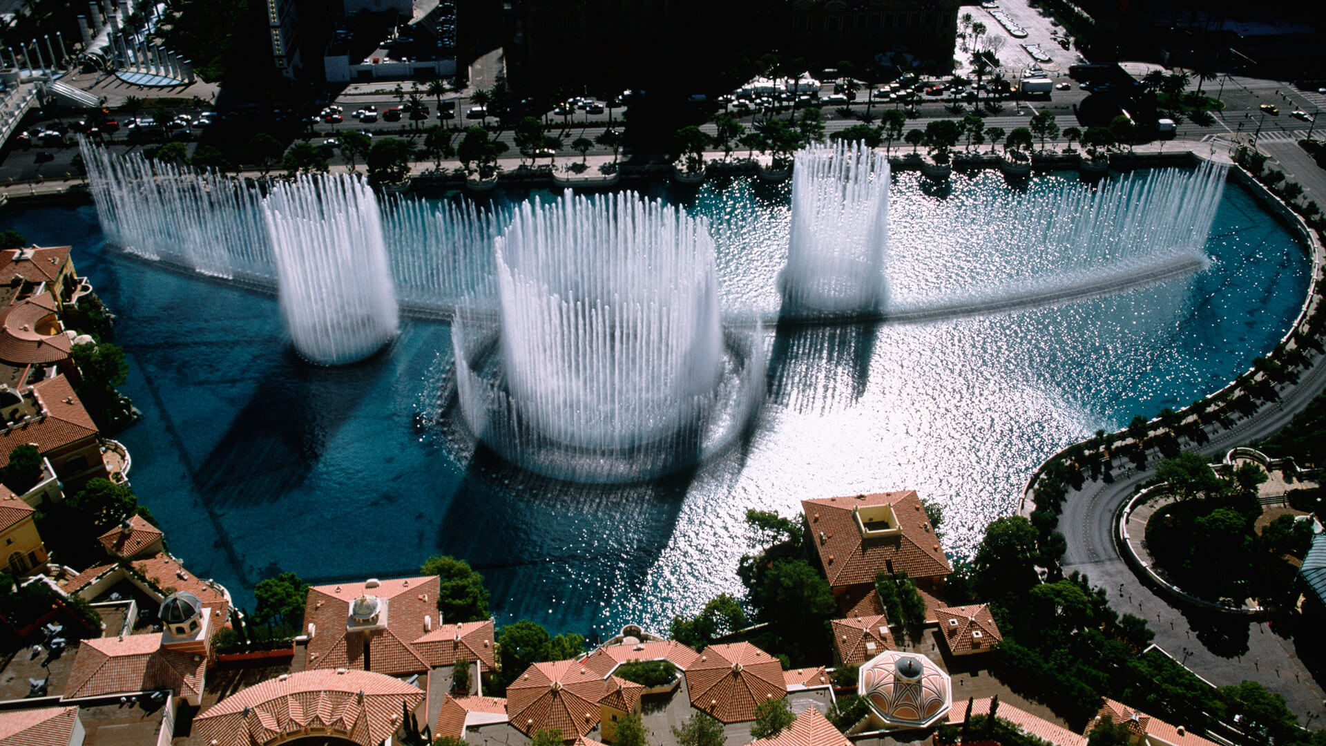 The Fountains of Bellagio, photograph 1 of 17