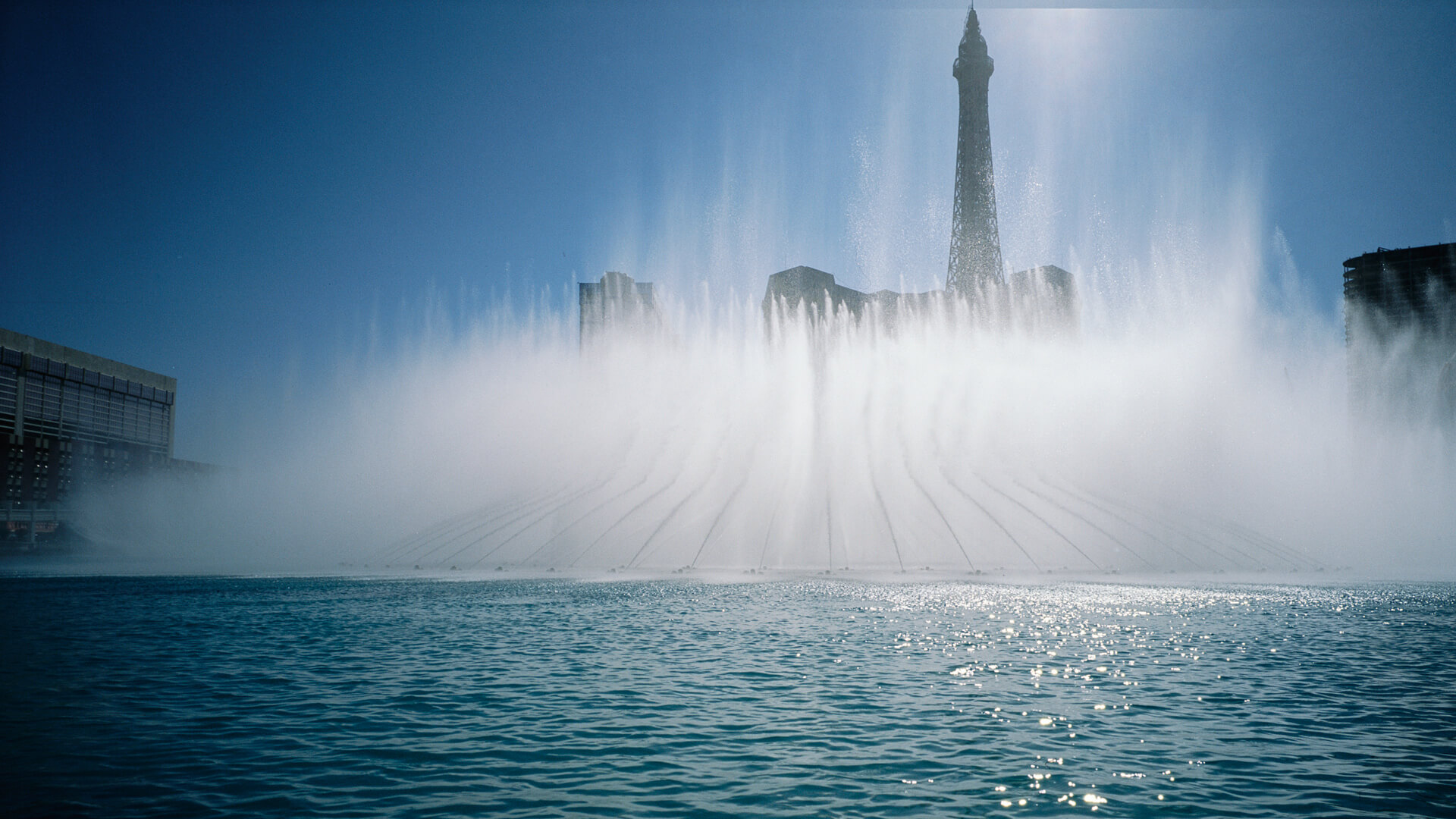 The Fountains of Bellagio, photograph 2 of 17