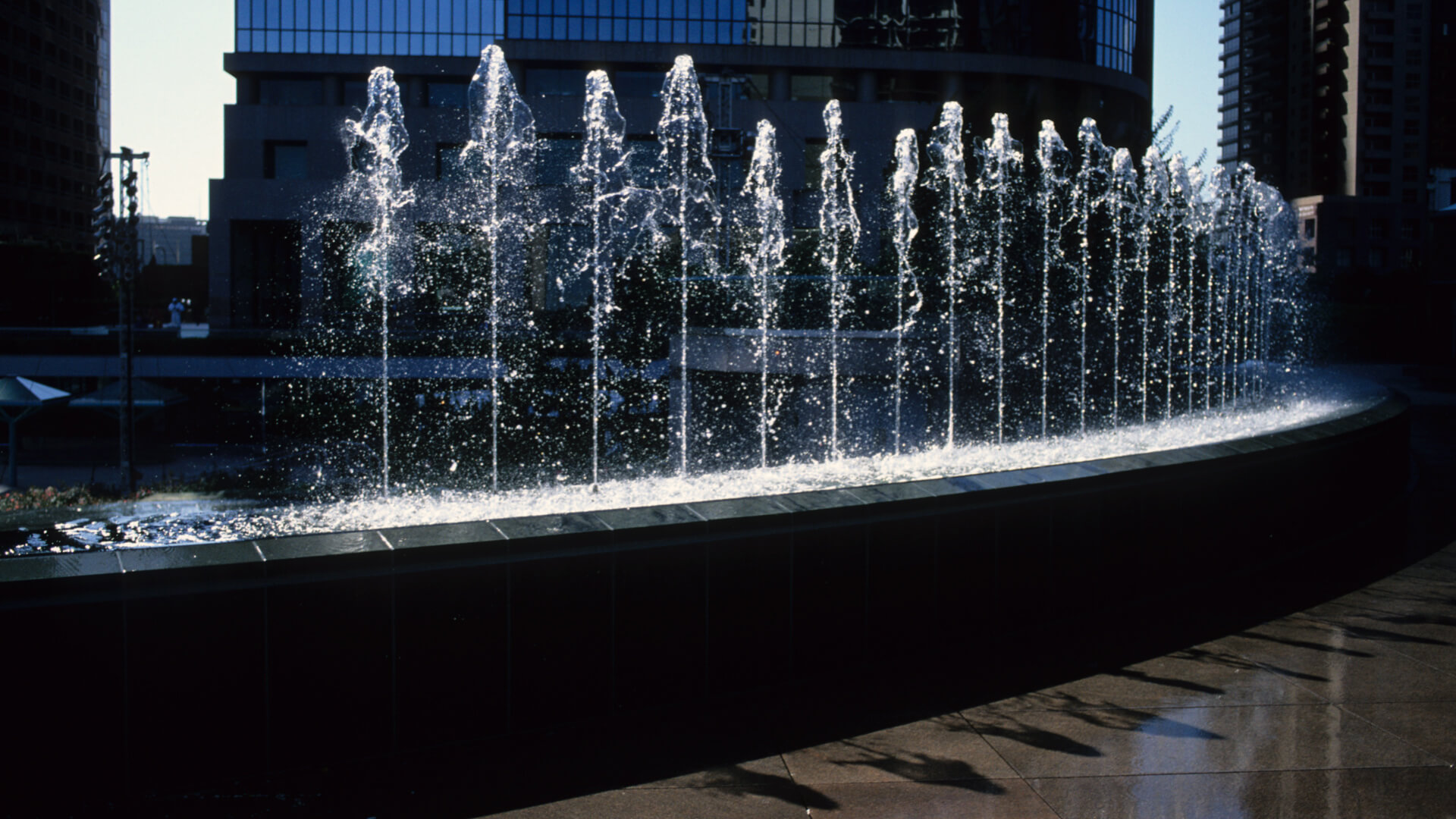 California Plaza Watercourt, photograph 4 of 14