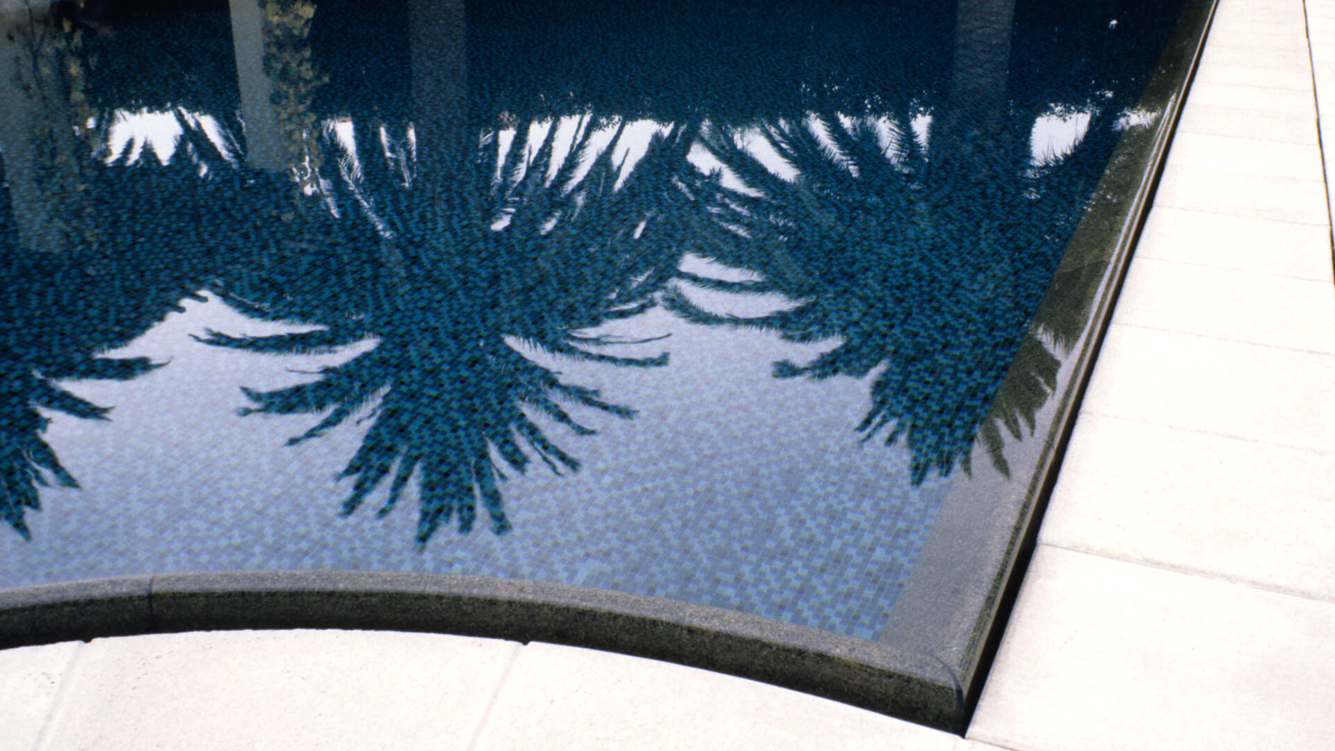 Private Residence, photograph 4 of 4