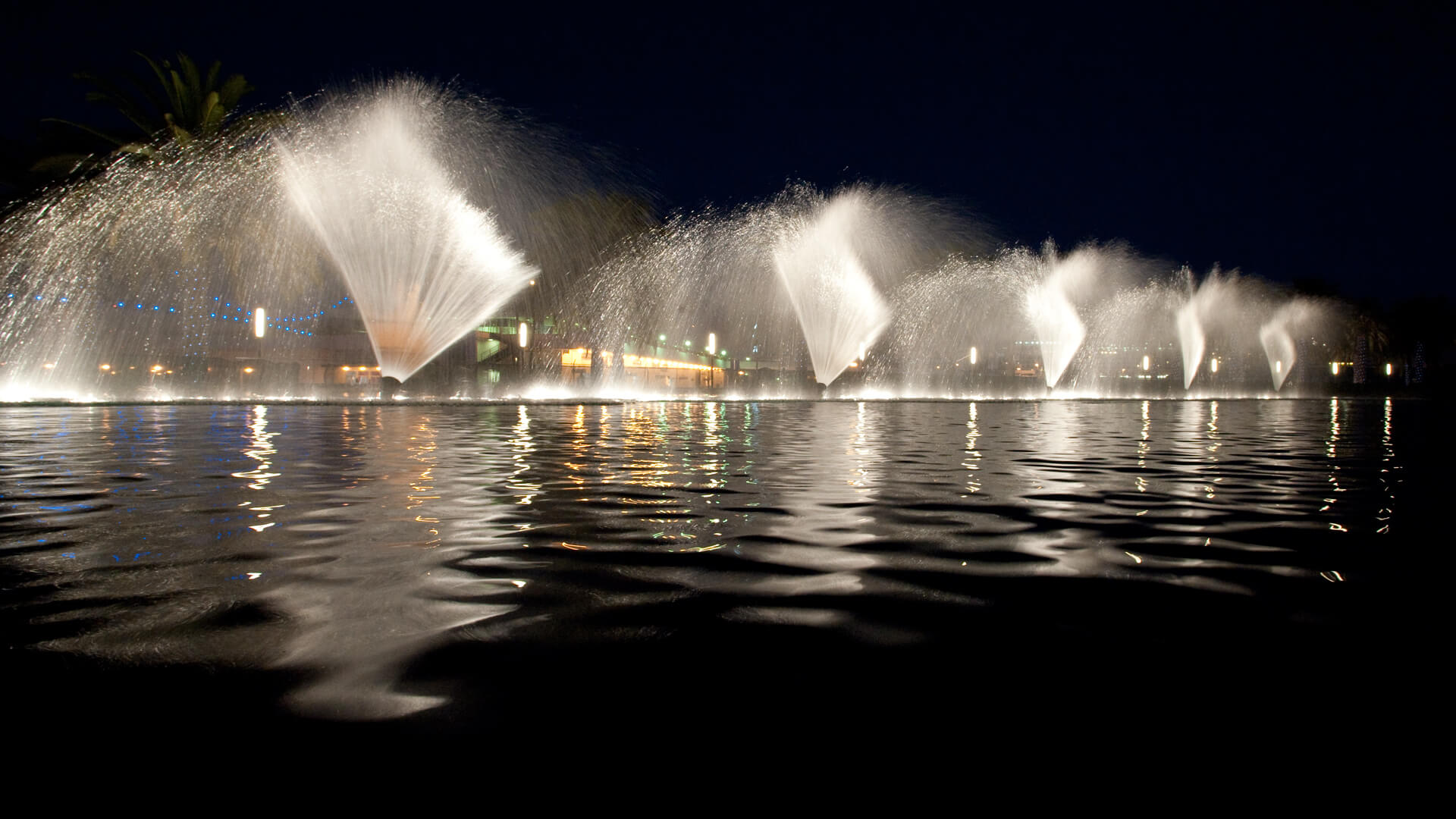 Fanfare at San Pedro Gateway, photograph 4 of 14