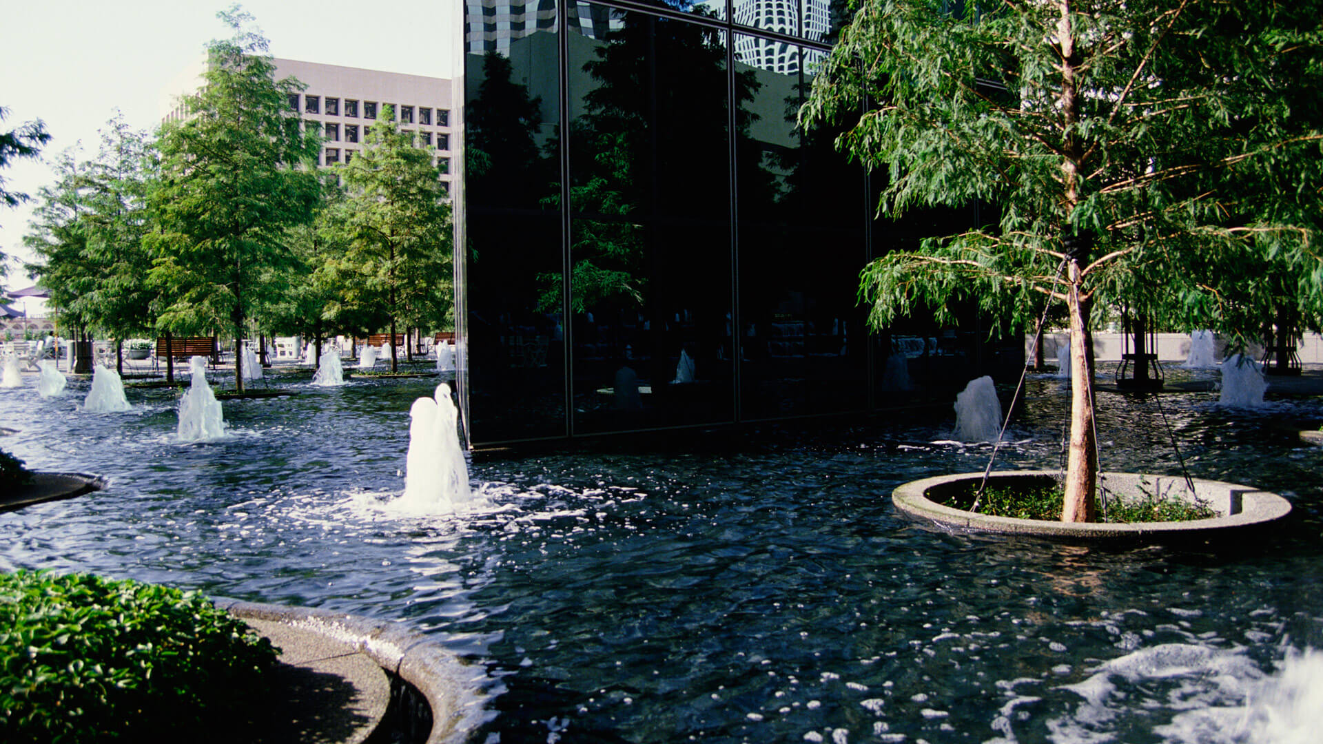 Fountain Place, photograph 8 of 15