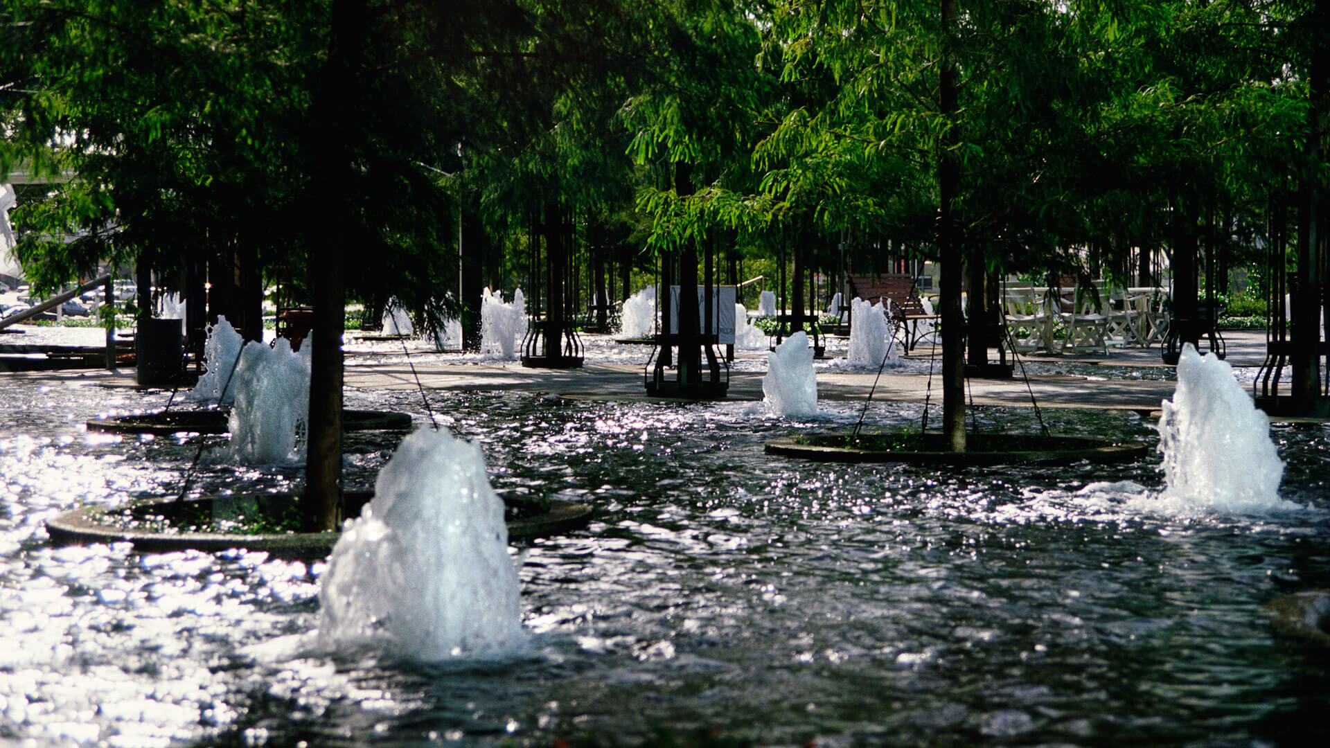 Fountain Place, photograph 9 of 15