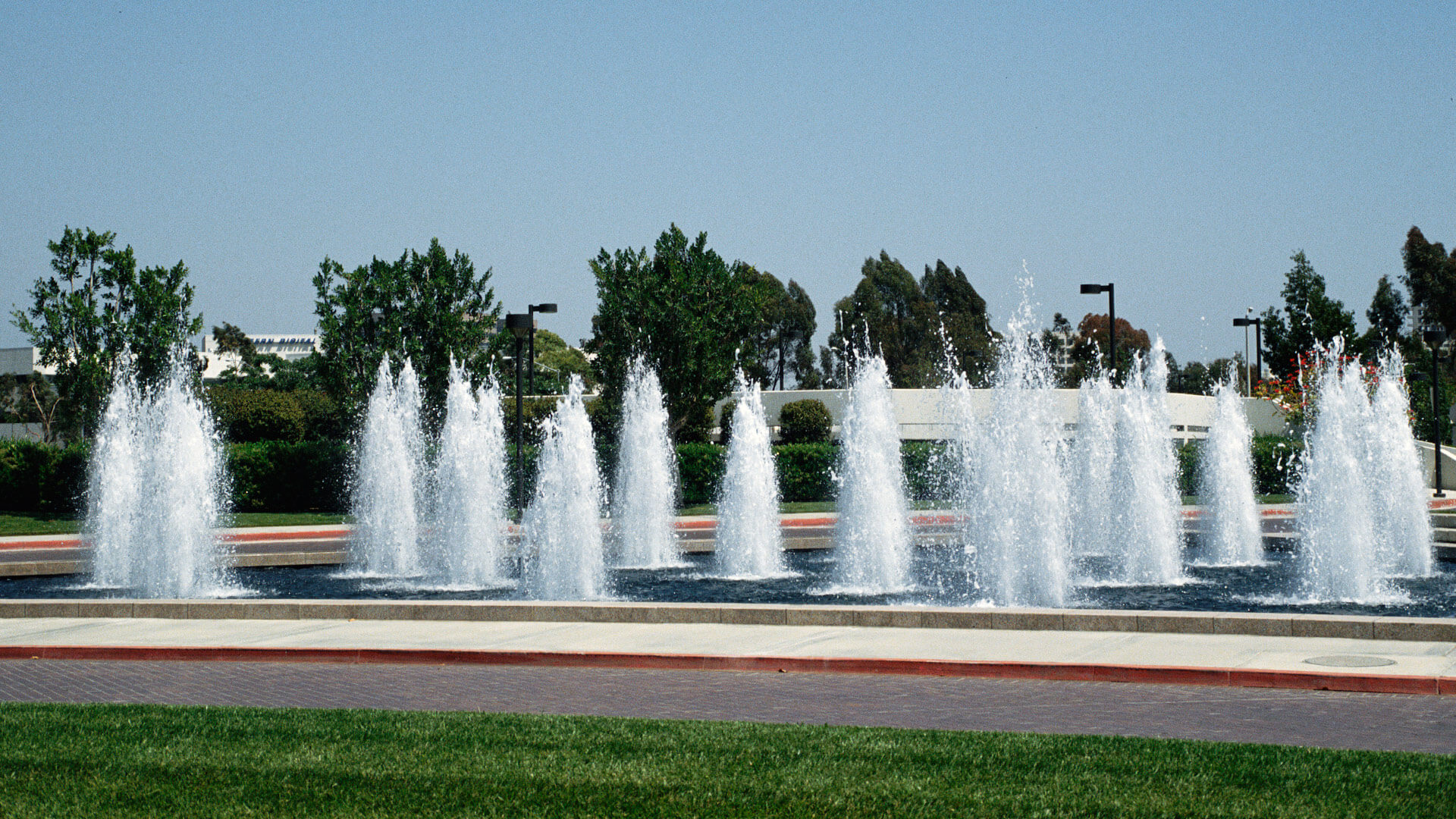 Koll Center, photograph 3 of 3
