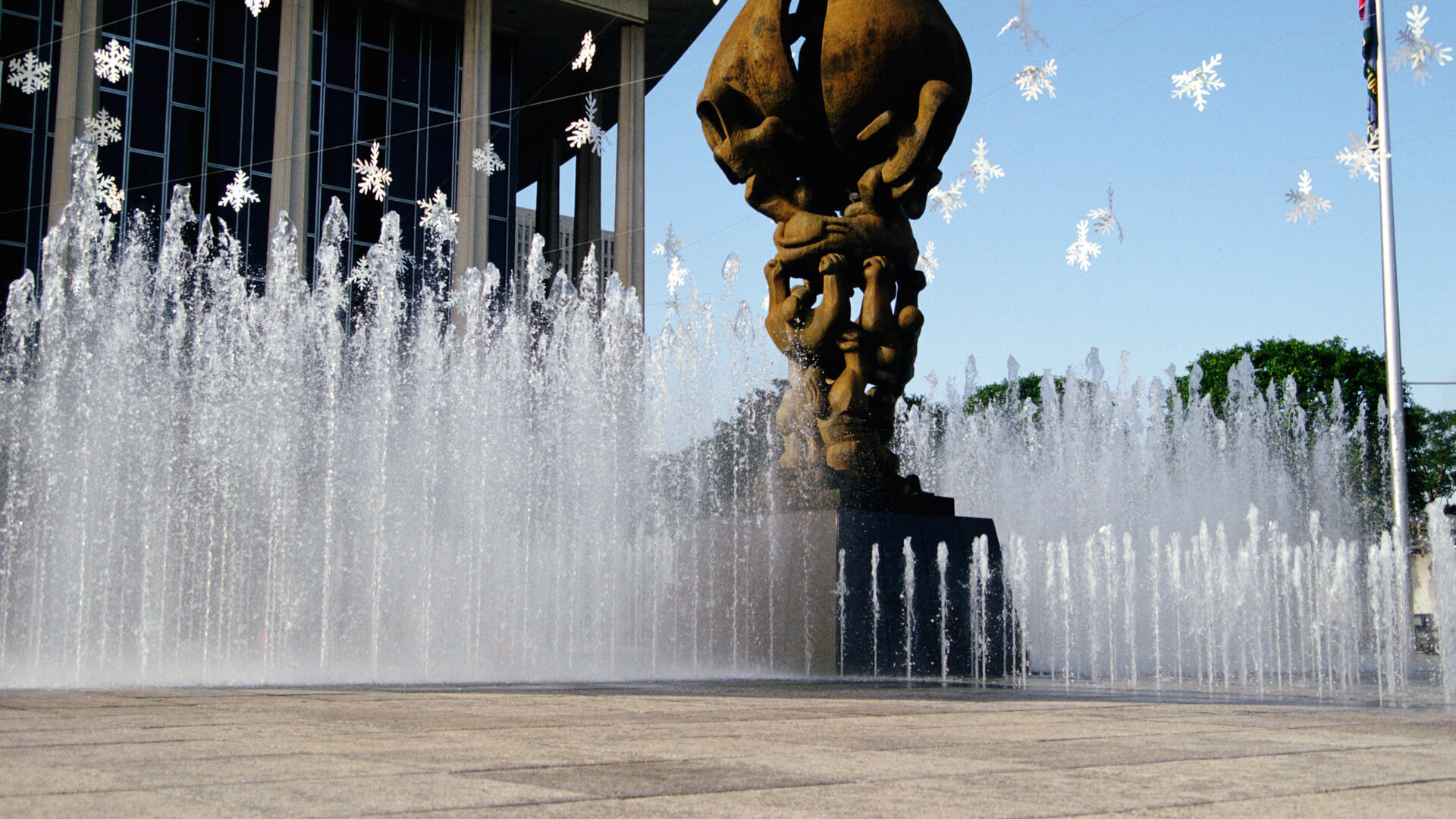 Los Angeles Music Center, photograph 2 of 11