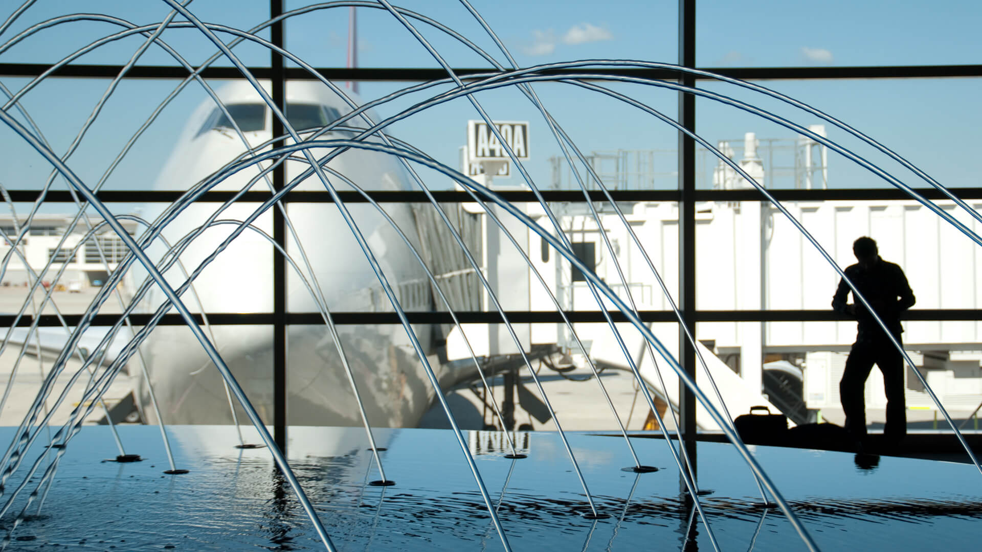 Detroit Metro Airport, photograph 1 of 4