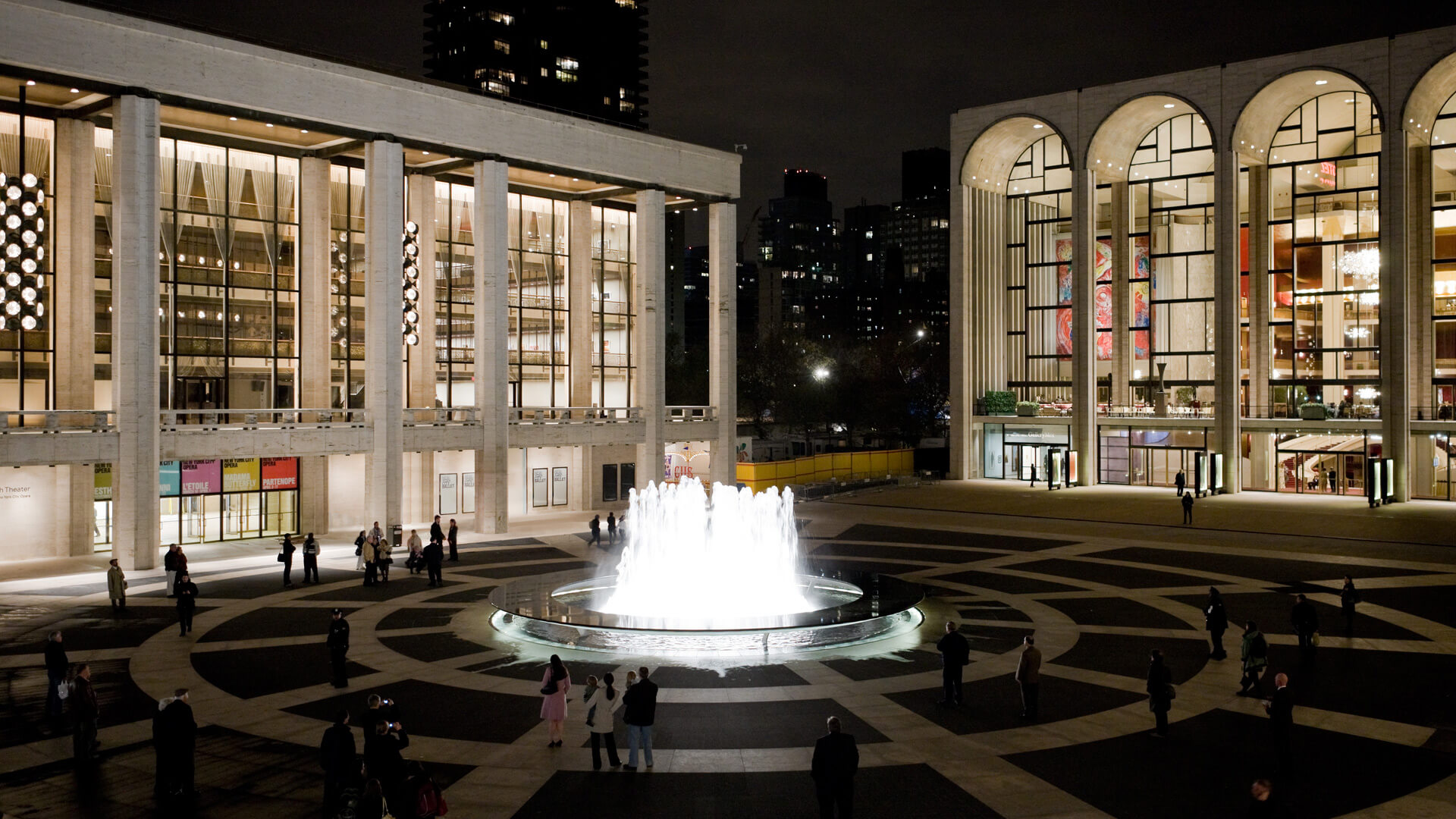 Revson Fountain at Lincoln Center, photograph 9 of 9