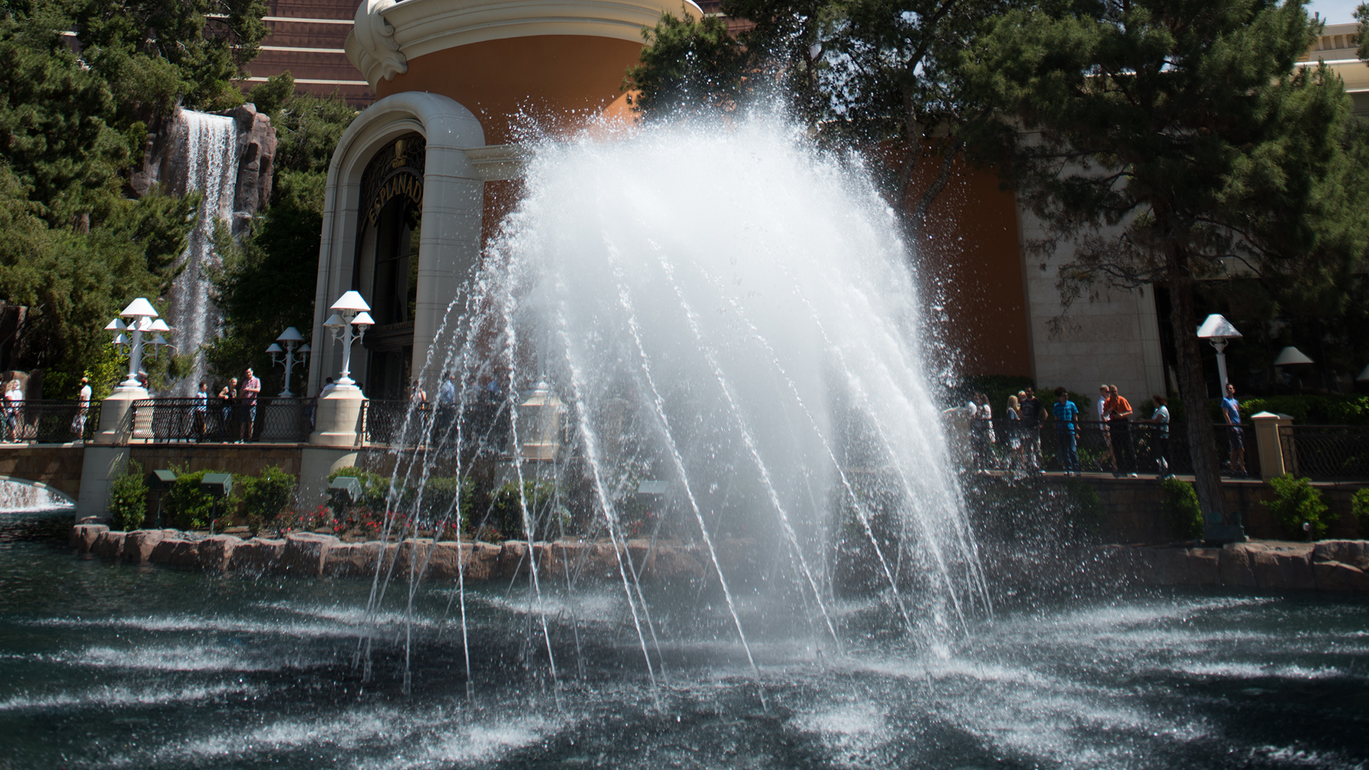 Wynn Las Vegas Esplanade, photograph 2 of 9