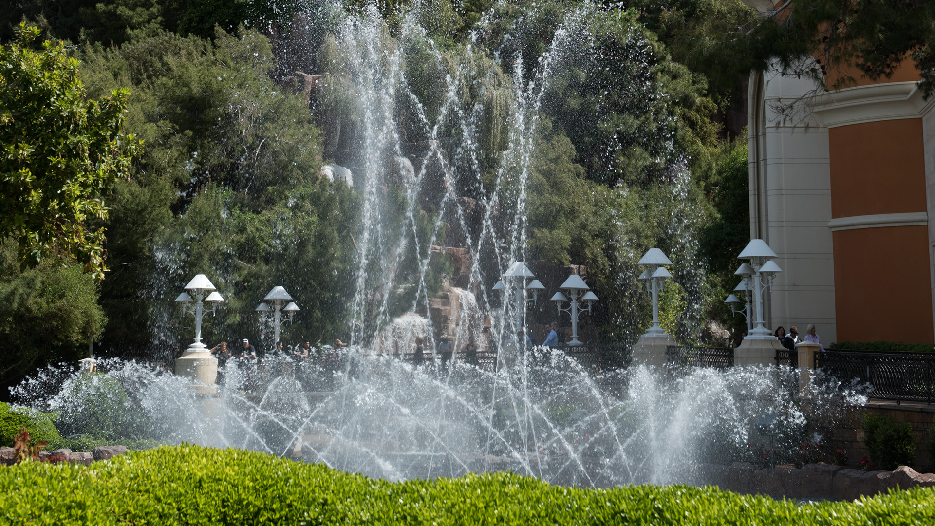 Wynn Las Vegas Esplanade, photograph 3 of 9